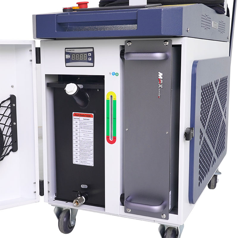 Fiber Laser Cleaning Machine 1000W - Macchina per Pulizia Laser Portatile 1000w