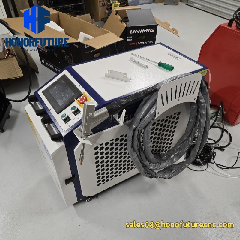 Fiber Laser Welding Machine 1500W - Saldatrice Laser Portatile 1500W 2000W 3000W