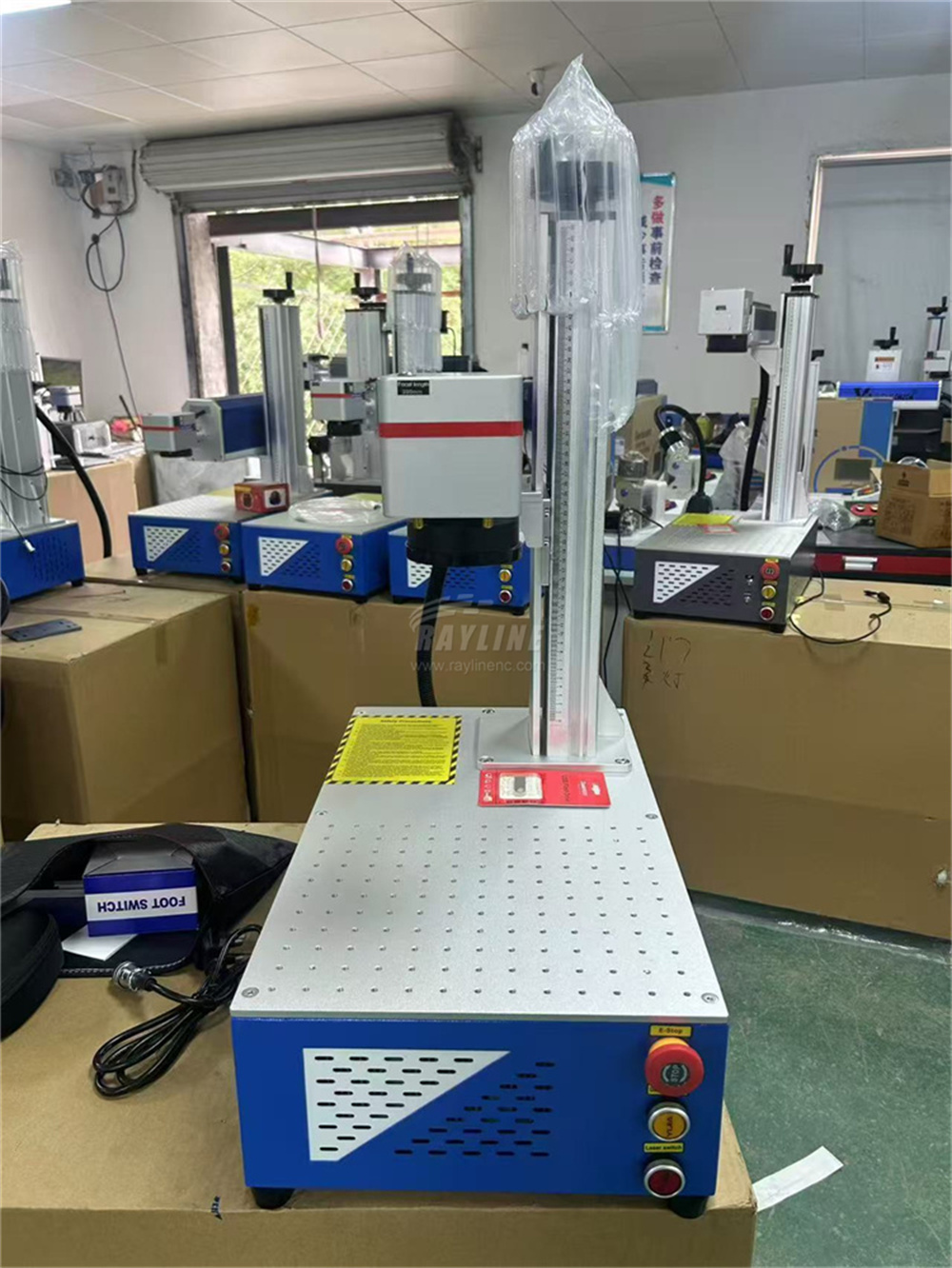 Macchina per marcatura laser a - Fiber Laser Marking Machine 100W recensione e prezzo