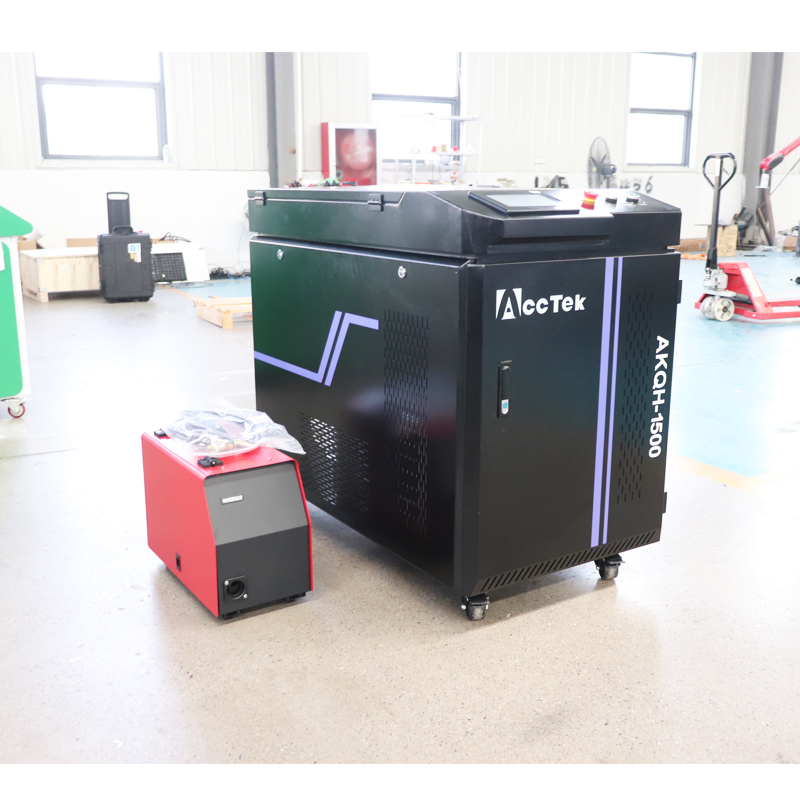 Saldatrice laser portatile 3 i - Fiber Laser Welding Machine 1500W recensione e prezzo