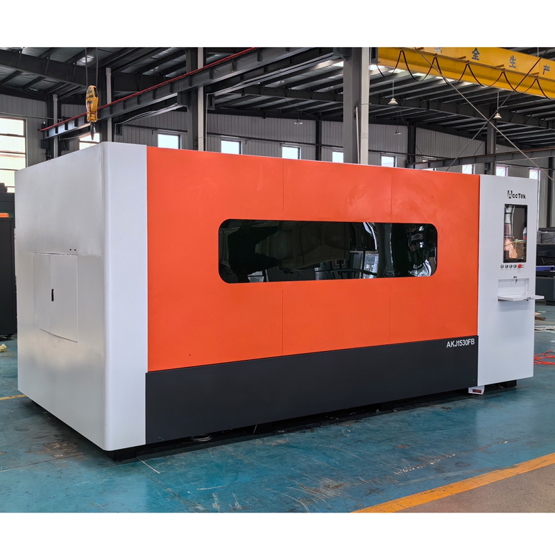 Macchina da taglio laser a fib - Fiber Laser Cutter 1500W Metal recensione e prezzo