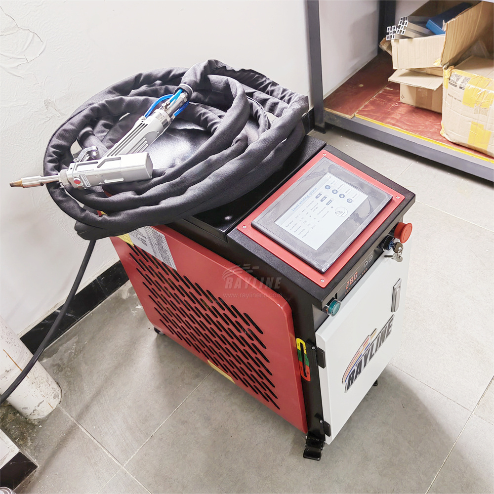 Mini Saldatrice Laser Portatil - Fiber Laser Welding Machine 1500W recensione e prezzo
